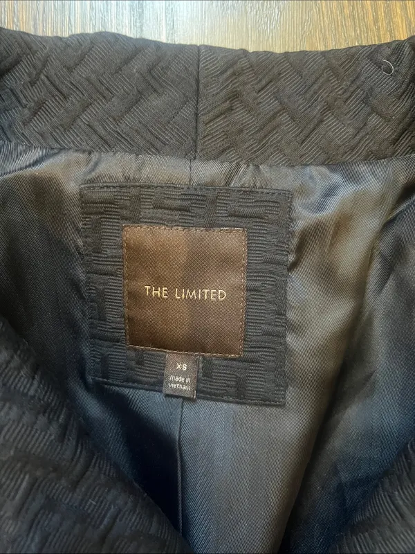 Vintage Y2K The Limited Black Textured Cropped Blazer Shawl Collar 2000s | XS - Image 2