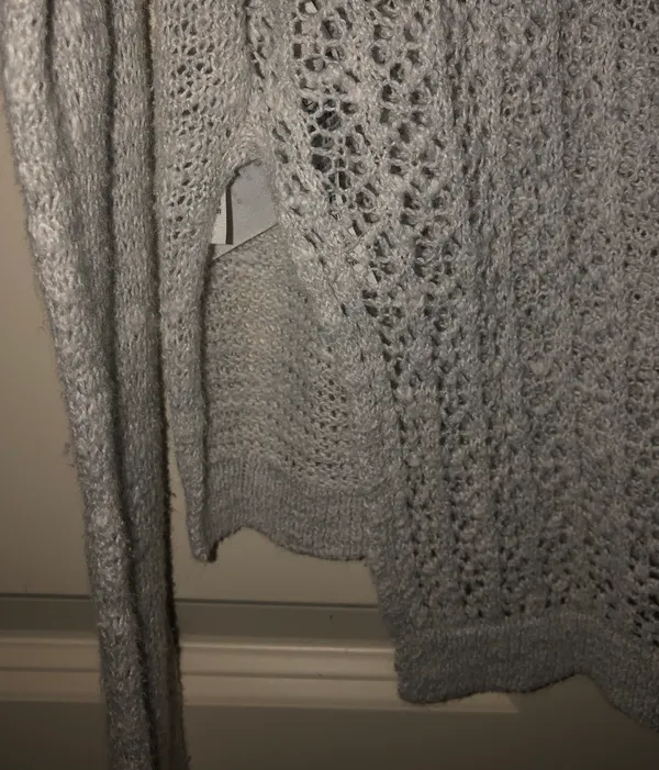 Abercrombie Grey Knit Sweater - Image 4