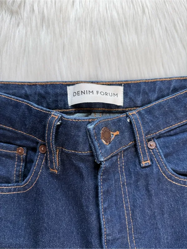 Denim Forum Aritzia Dark Wash Super Hi Rise Straight Leg Rowan Jeans - Image 4