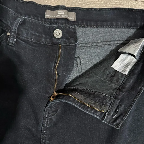Levi's Women Black Perfectly Slimming 512 Straight Leg High‎ Rise Jeans W32 L32 - Image 4