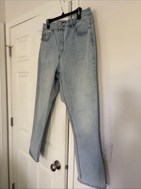 Frye Light Wash Relaxed Women’s Jeans - Image 2