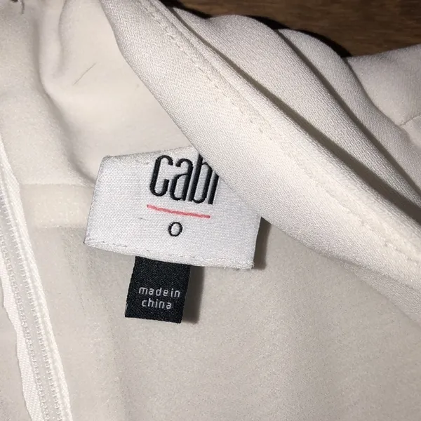 Cabi size 0 dressy sleeveless top - Image 5