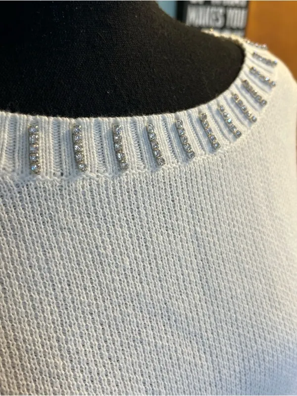 Express white long sleeve crew neck sweater rhinestone embellishments size L - Image 7