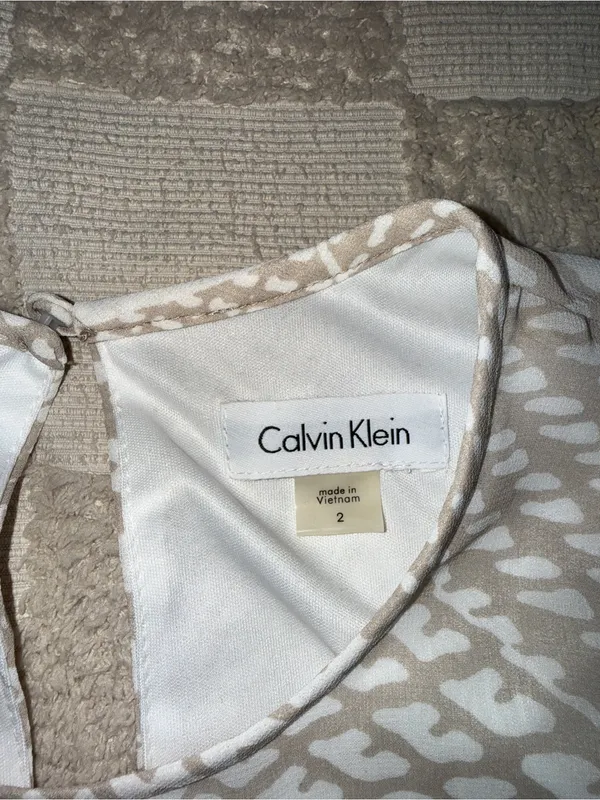 Calvin Klein sleeveless trapeze dress size 2‎ - Image 4