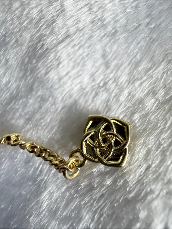 💫🍀 Kendra Scott Clover Gold Short Pendant Necklace Green - Image 4