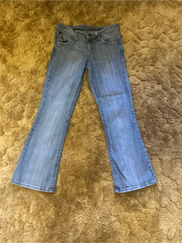 Vanity Y2K Low Rise Bootcut Jeans Light Wash Stretch Denim Flare Jeans - Image 4