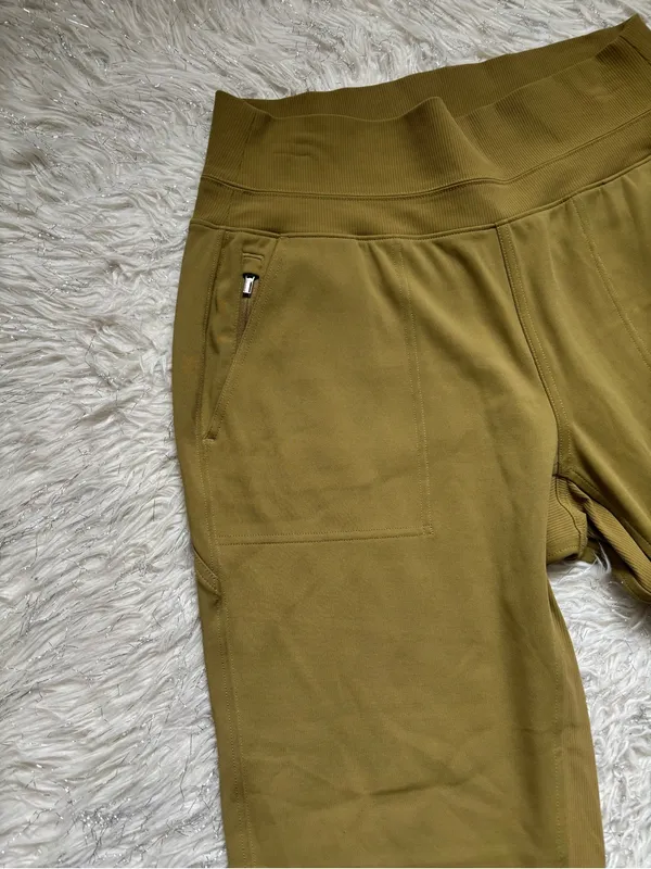 Athleta Women's Green Yellow High-Waist Joggers Size M - Image 11
