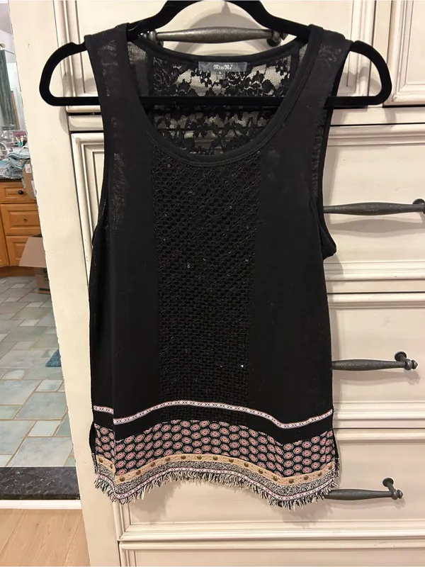 Miss me boho embroidered studded fringe bottom lace back tank top - Image 5