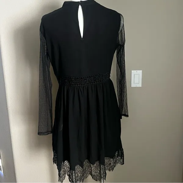 Zara basic black lace long sleeve black dress - Image 2