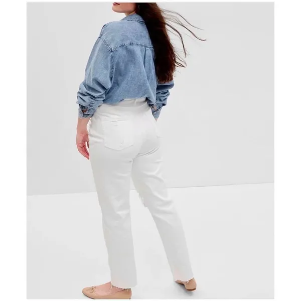 Gap High Rise Cheeky Straight Sz 31/ 12S with Jeans - Image 4
