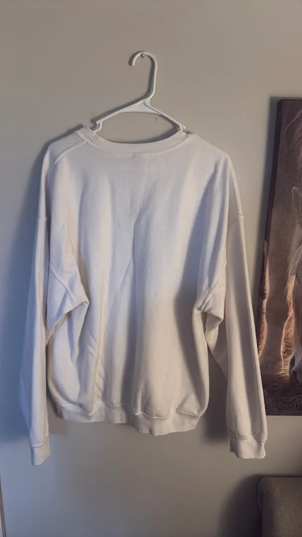 Phi Mu Gildan Sweatshirt - Image 5