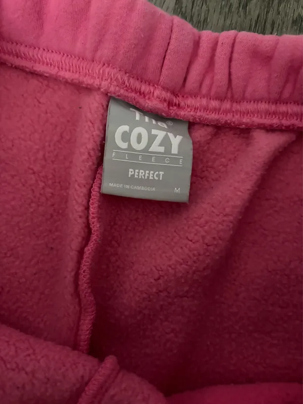 Aritzia TNA Shorts - Image 2