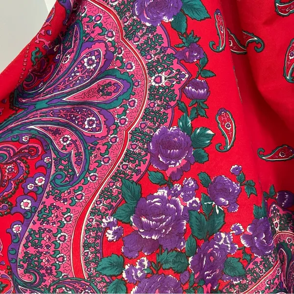 Vintage 80s Vicountessa Valentina scarf red purple floral paisley green shawl - Image 5