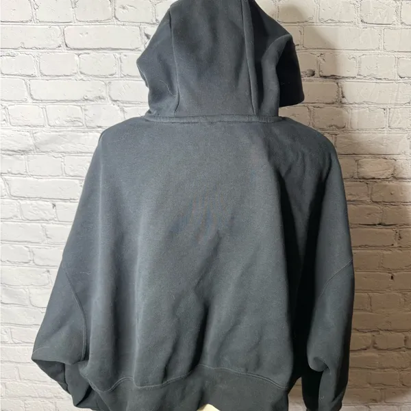 Nike women’s NSW tech fleece oversized crop sweatshirt medium - Image 6