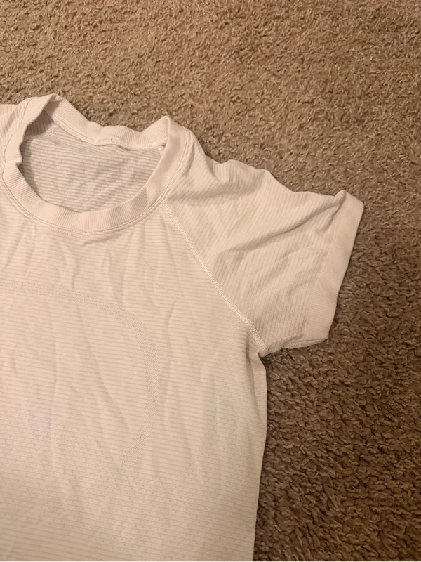 lululemon athletica White Swiftly Tech Short Sleeve Women's Performance Tee - Image 8