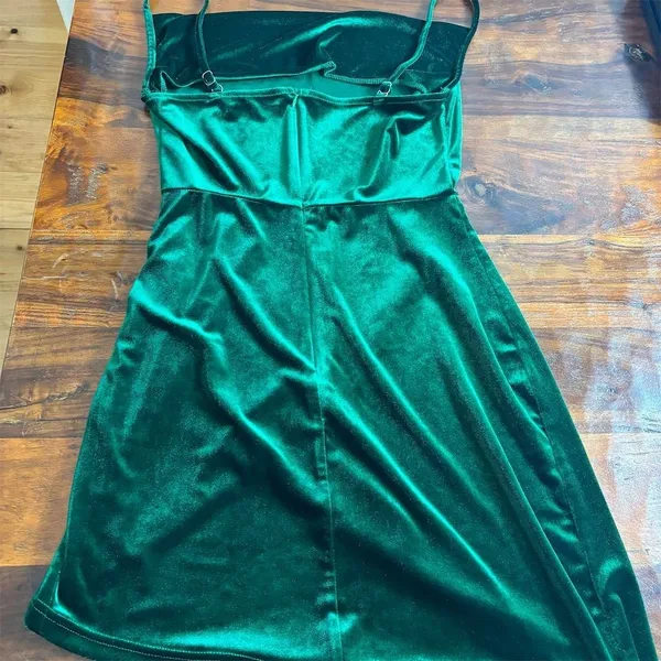 Double Crazy Juniors Sleeveless Green Velvet Short‎ Dress Size L Formal - Image 4