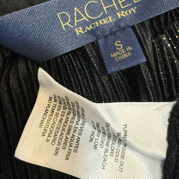 Rachel Roy small metallic shimmer pleated sleeveless keyhole top TS 3086 - Image 6