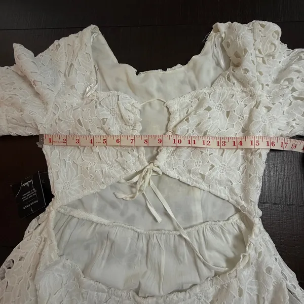 Lulus Lace Cutout Back Puff Sleeve Mini Skater Dress White M Graduation Wedding‎ - Image 9