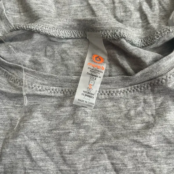 Mono B Grey T - Image 3
