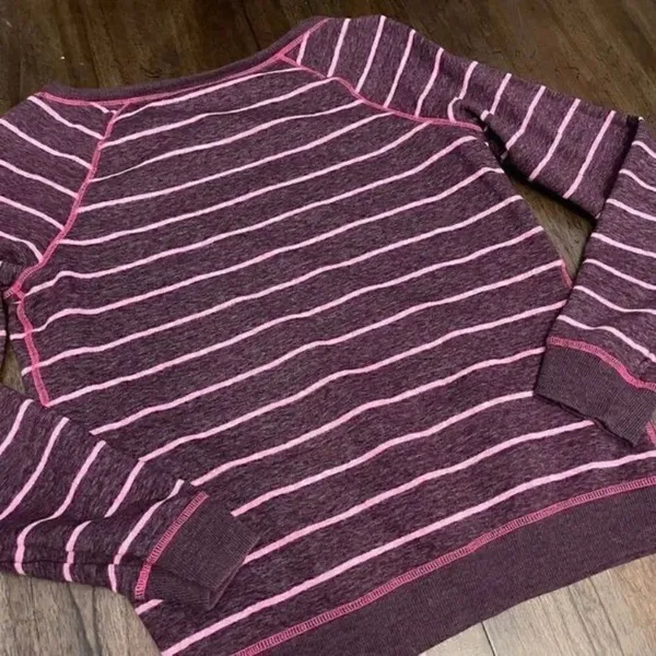 Women's Lightweight Sweater  - Image 7