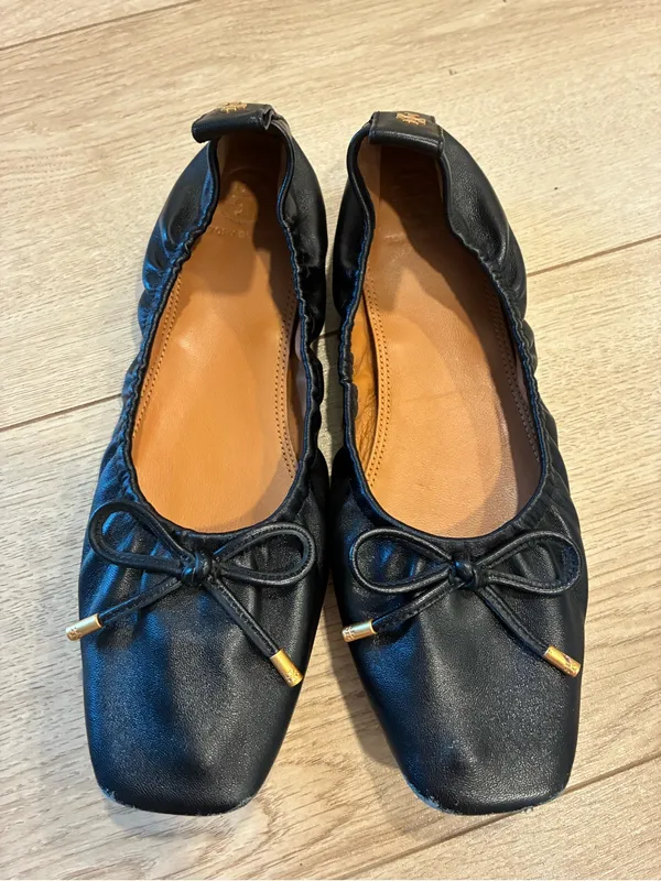 Tory Burch Women’s Square Toe Bow Leather Ballet Flat Black Size 9 - Image 4
