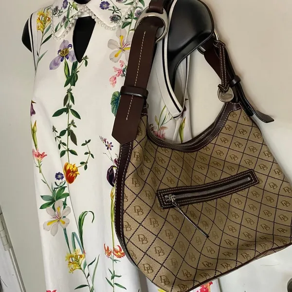DOONEY & BOURKE Medium Brown Shoulder Bag - Image 9
