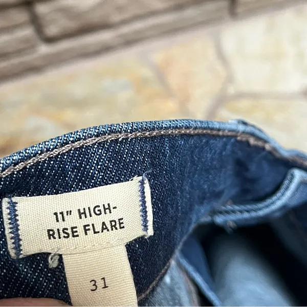 Madewell 11" High-Rise Flare Jeans in Whitethorn Wash: Workwear Edition 31 - Image 7