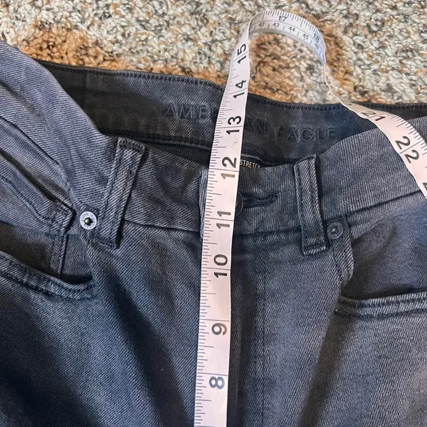 American Eagle Stretch‎ Mom Jeans Womens Size 6 Short Black Wash Denim - Image 6
