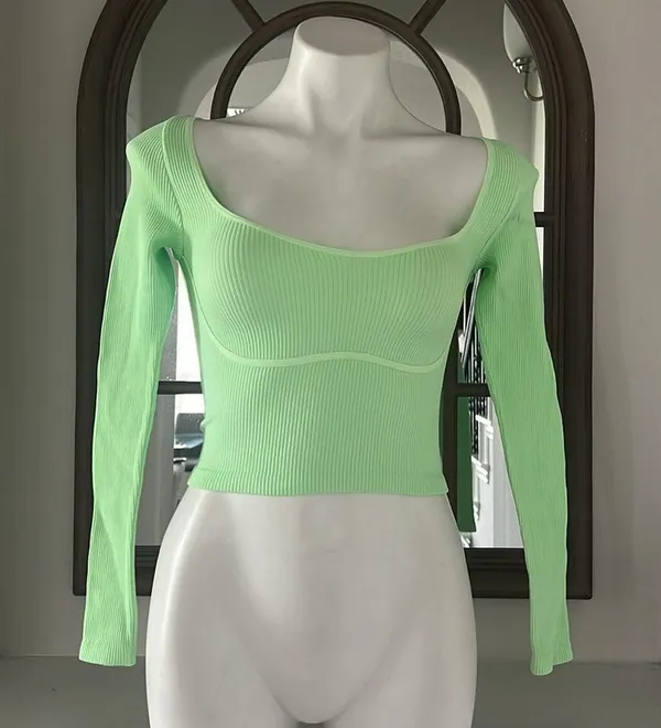 NEW Free People Meg Rib Long Sleeve Cropped Top in Lt Green Size M/L New w/o Tag - Image 2