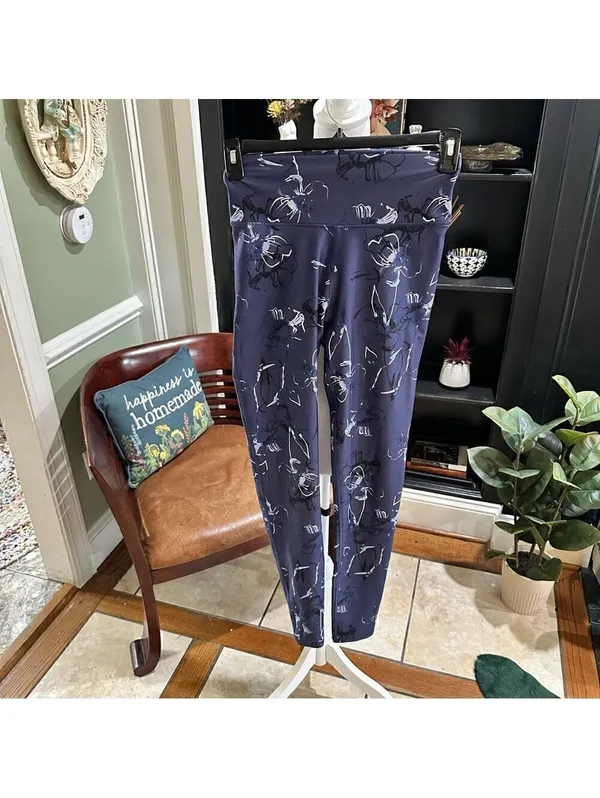 Fabletics Purple Floral High Rise Leggings Size Small - Image 2