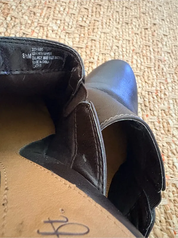 EuroSoft Brown Leather Slip-On Mule Clogs with Buckle Accent 8.5M - Image 11