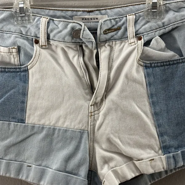 Pacsun Women Denim Blue Patched Mom Shorts‎ Y2K size 25 - Image 3
