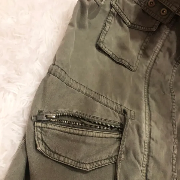 Sleeveless Utility Vest Army Green Small petite - Image 9