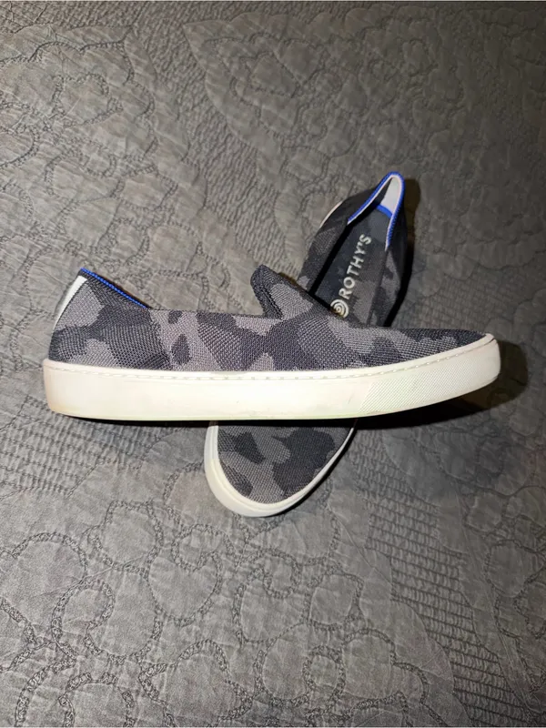 Rothy’s The Original Slip On Sneaker-Black Grey Camo Women’s Size-9.5 - Image 2