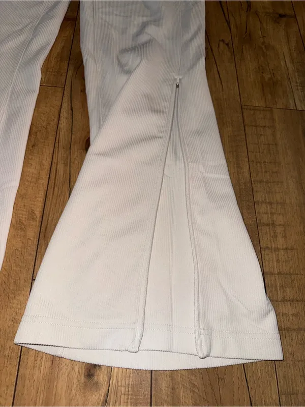 Cream ribbed Lululemon pants - Image 3