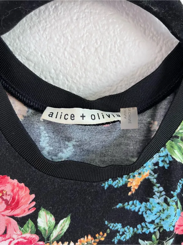 Alice + Olivia Women's Melva Black Floral Print Racerback Crop Tank Top Stretch - Image 3