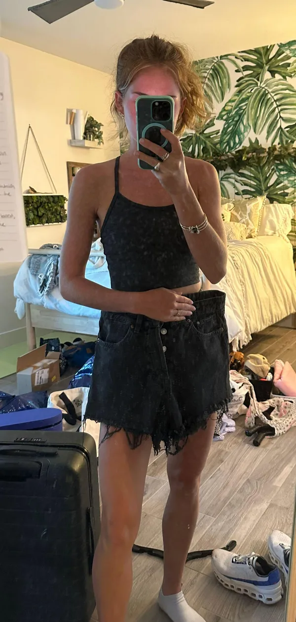 H&M Black Distressed Denim Jean Shorts - Image 4