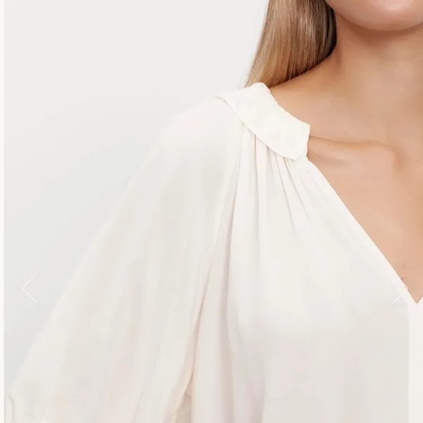 Velvet byGraham & Spencer poet top size M - Image 4