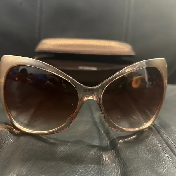 Chic Brown Sunglasses - Image 6