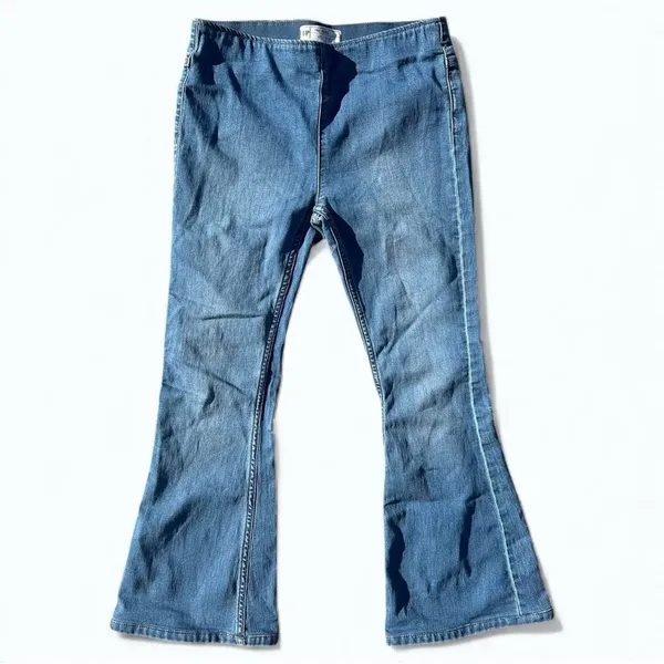 Free People Pull-On Flare Jeans Blue Size 27 Stretch Denim Mid Rise Y2K Boho - Image 2