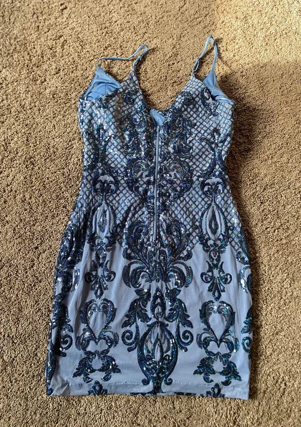 Windsor Ella Sequin Bodycon Mini Dress - Image 4