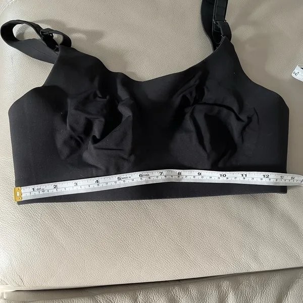 Lululemon Resizable Bra Size 34DD - Image 7