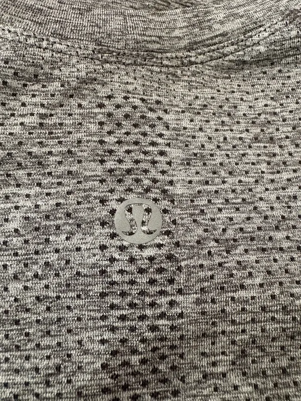 Lululemon Top Swiftly - Image 3