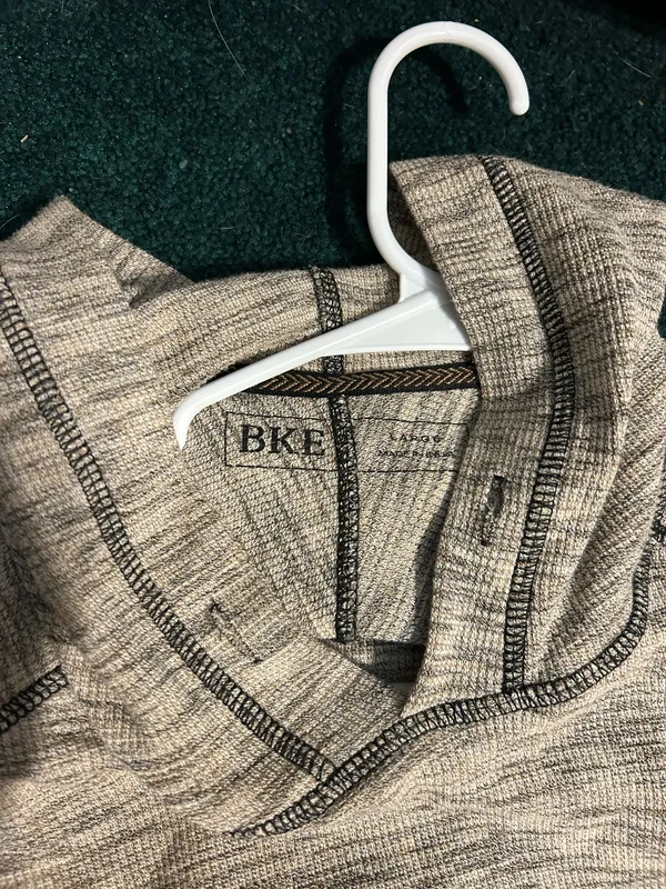 Men’s BKE Hooded Long Sleeve - Image 3