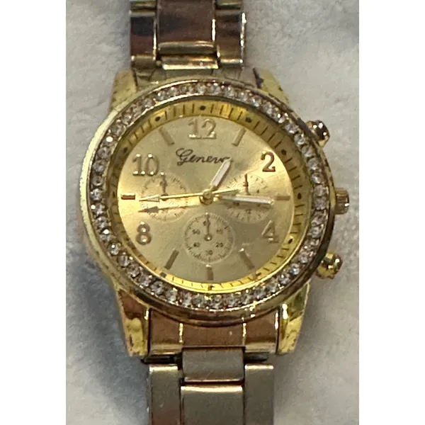 Geneva Gold Tone Rhinestone Bezel Faux‎ Chrono Quartz Analog Women's Wrist Watch - Image 4