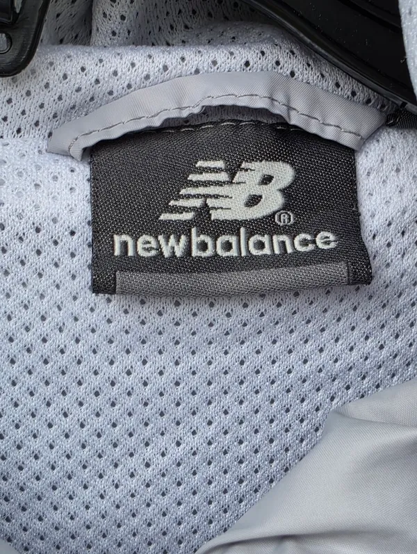 New Balance | Grey and White Windbreaker Hooded Jacket Size S - Image 4