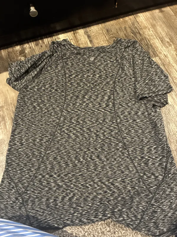 Lululemon Tee - Image 2