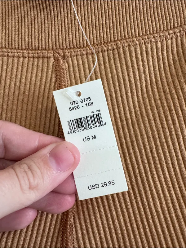 NWT aerie super shortie Women’s Tan Ribbed Athletic Shorts with White Trim - Image 2