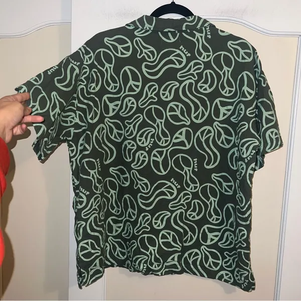 Huf Worldwide Groovy 1/4 Zip Linen Blend Polo Shirt Logo All Over Peace Signs - Image 2