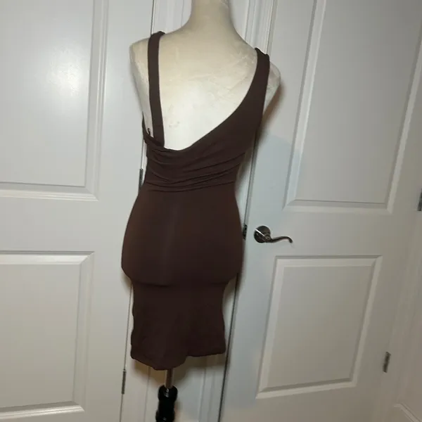 Naked Wardrobe Brown Asymmetrical V-Neck Bodycon Midi Dress Women's M party - Image 2